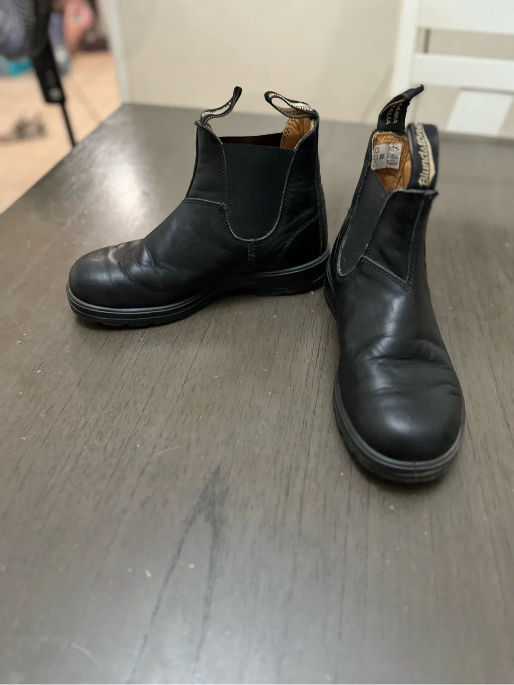 Blundstone Men's Black Leather Chukka Boots size 4.5